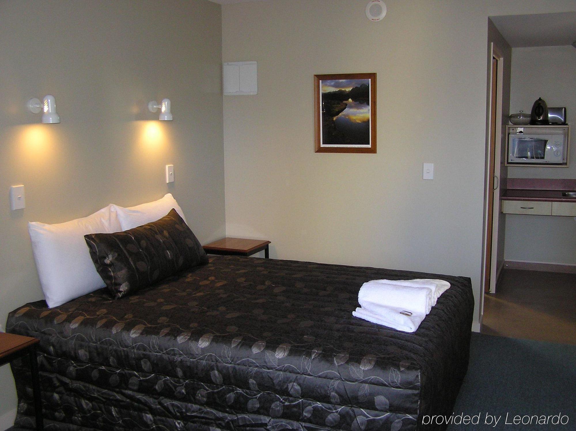 Bella Vista Motel Те-Анау Экстерьер фото